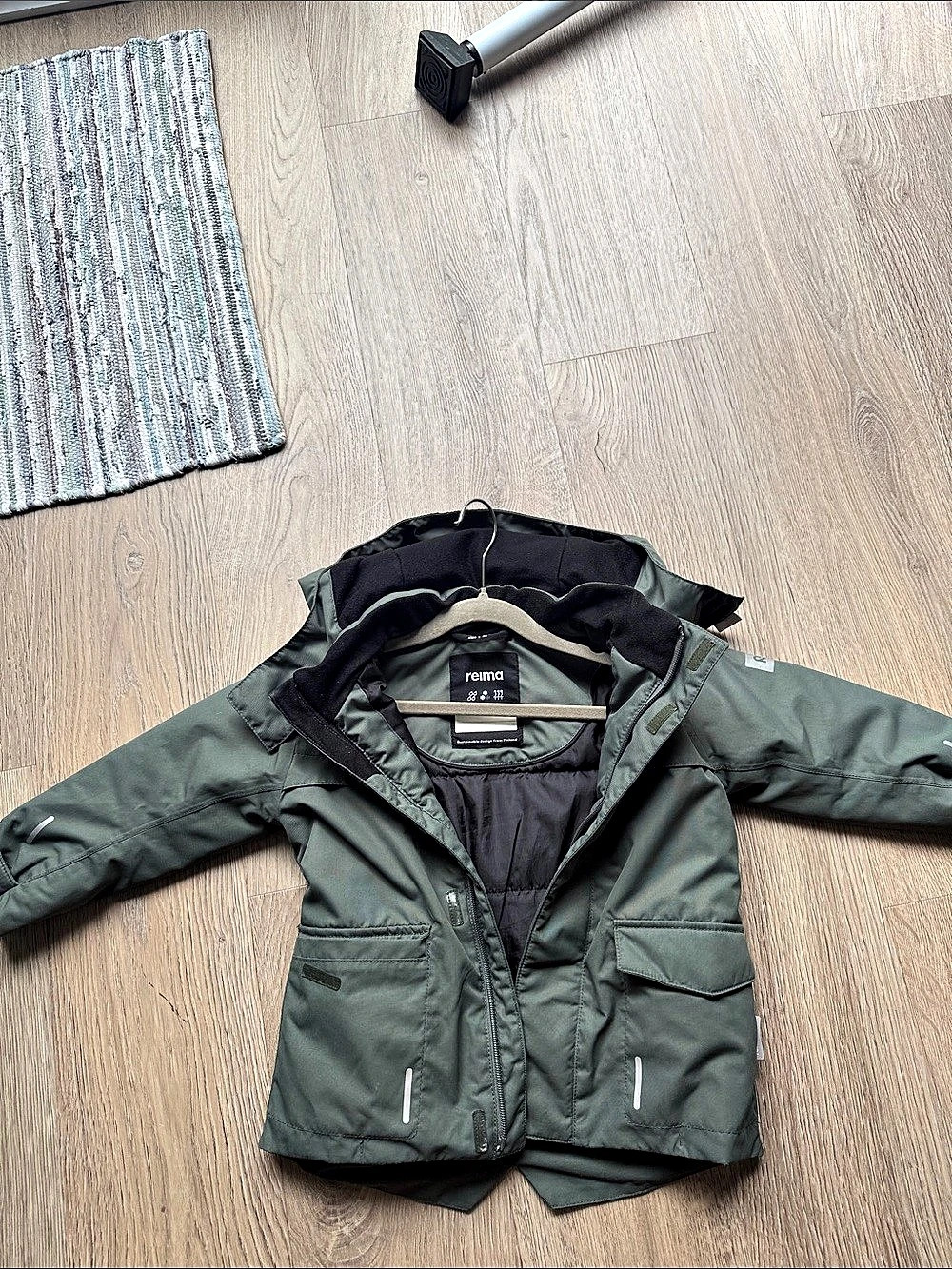 Reima Kids 2T Green & Black Hooded Raincoat